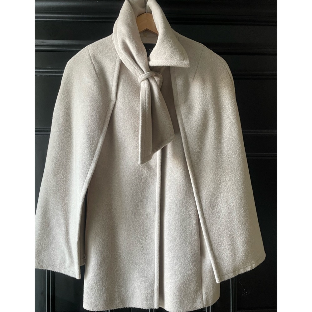 TAHARI cape jacket
